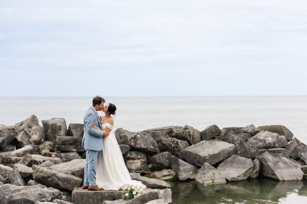 harding waterfront estate wedding