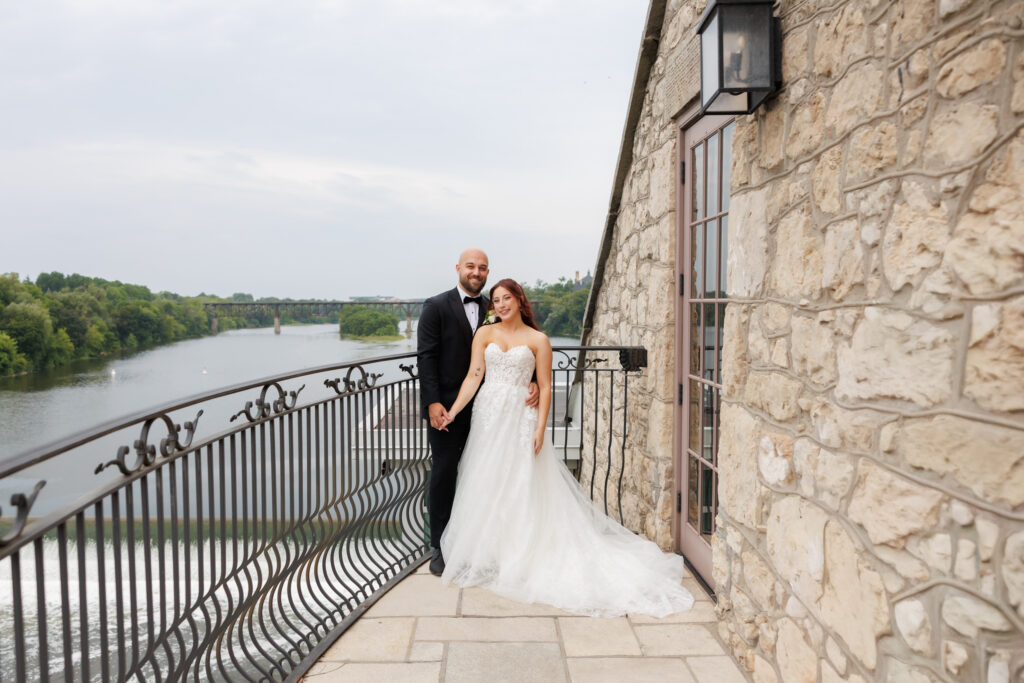 cambridge mill Juliette balcony with couple 