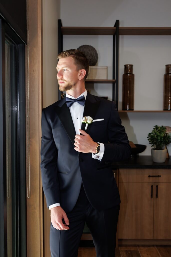 Groom at TPC Osprey Valley wedding