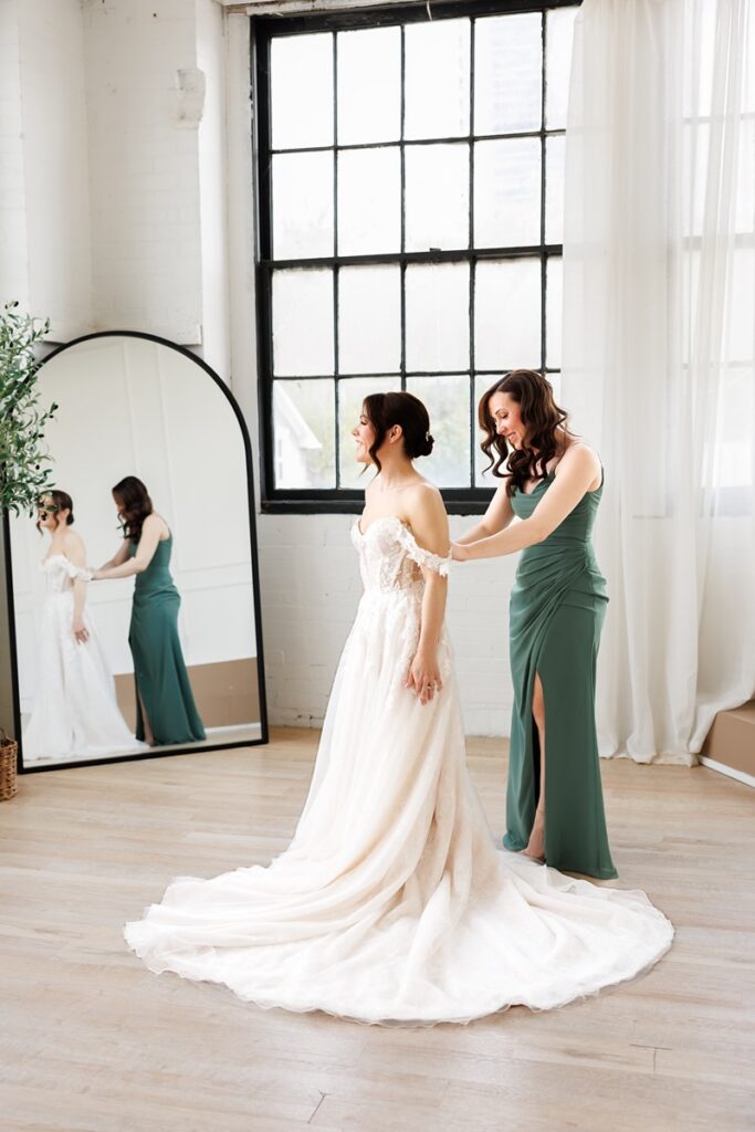 park hill studios wedding getting ready space in cambridge